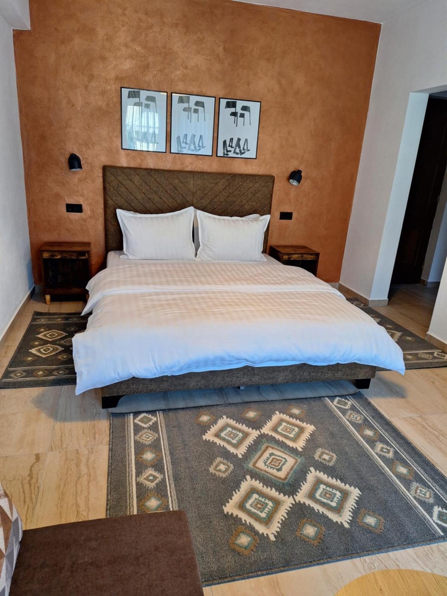 ווֹרוֹנֵץ Danifeld Inn מראה חיצוני תמונה