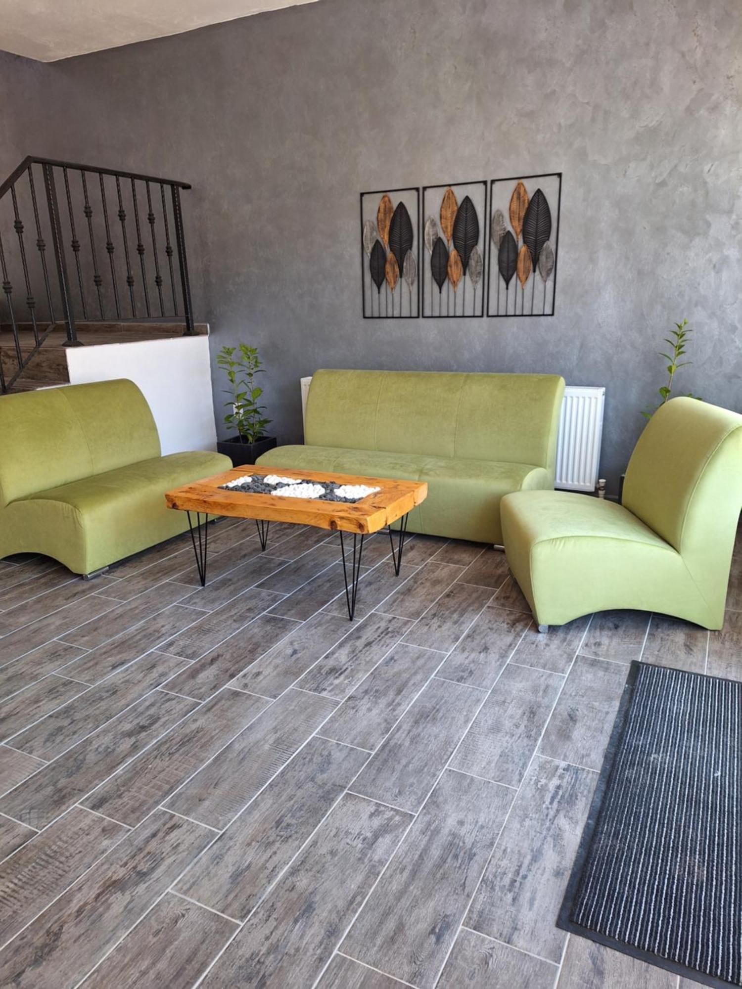 ווֹרוֹנֵץ Danifeld Inn מראה חיצוני תמונה