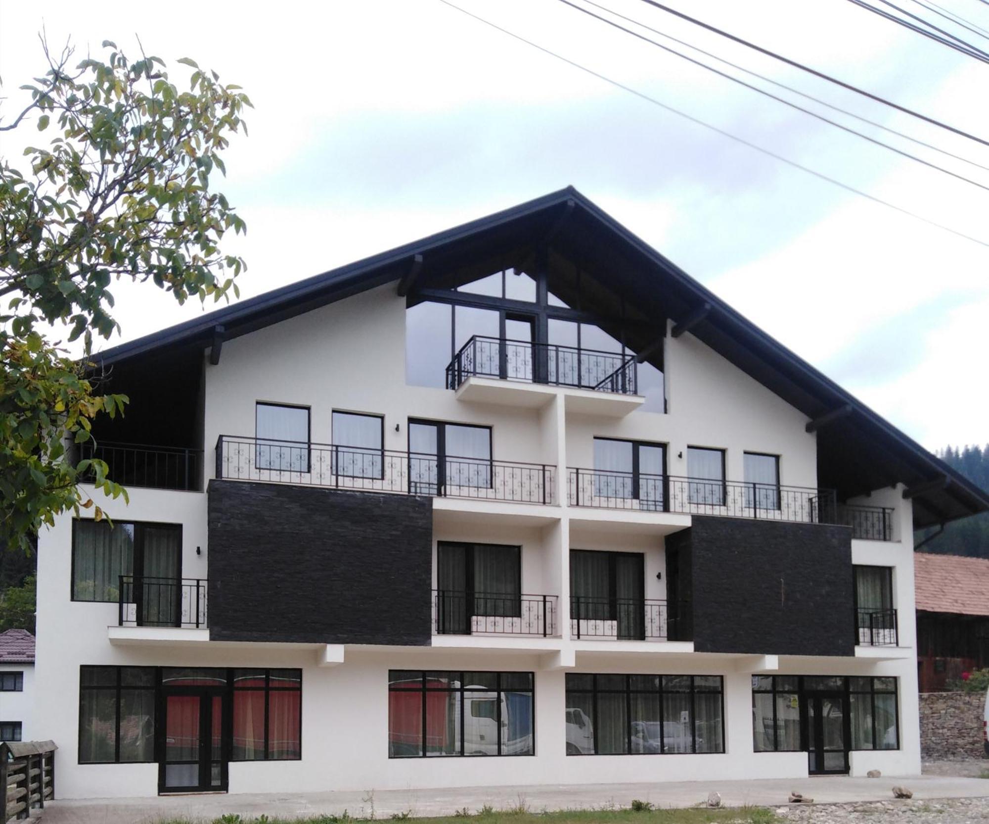 ווֹרוֹנֵץ Danifeld Inn מראה חיצוני תמונה
